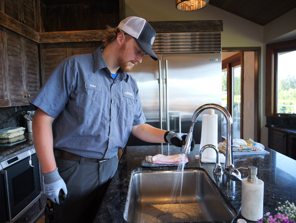 WES installing kitchen sink